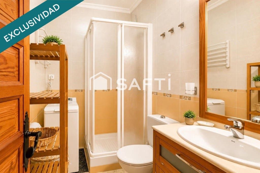 1 sovrum Lägenhet till salu i Nerja med pool - 219 000 € (Ref: 9896863)