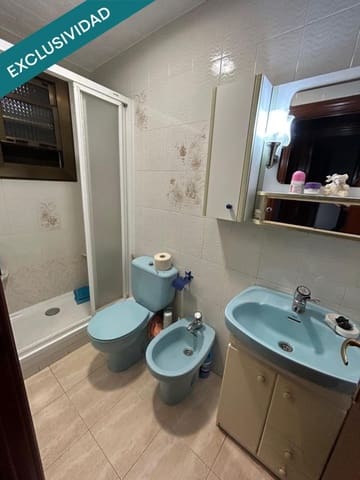 3 bedroom Apartment for sale in Santa Coloma de Gramenet - € 199,900 (Ref: 9896864)