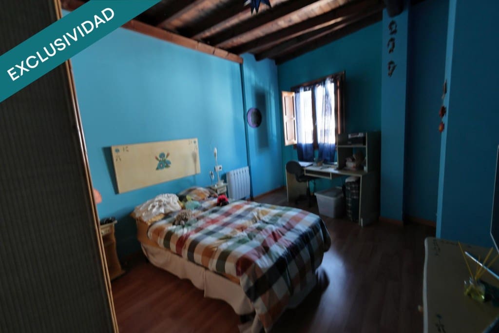 3 bedroom Finca/Country House for sale in Villafranca del Bierzo with garage - € 125,000 (Ref: 9896868)