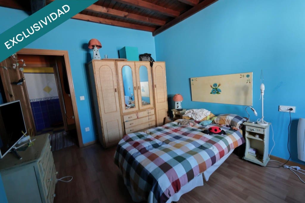 3 bedroom Finca/Country House for sale in Villafranca del Bierzo with garage - € 125,000 (Ref: 9896868)