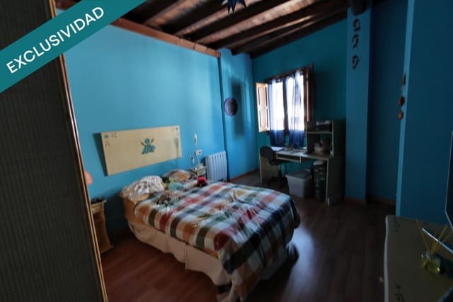 3 bedroom Finca/Country House for sale in Villafranca del Bierzo - € 125,000 (Ref: 9896868)