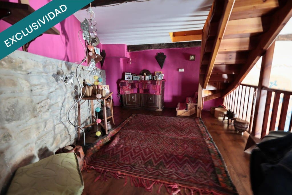 3 bedroom Finca/Country House for sale in Villafranca del Bierzo with garage - € 125,000 (Ref: 9896868)