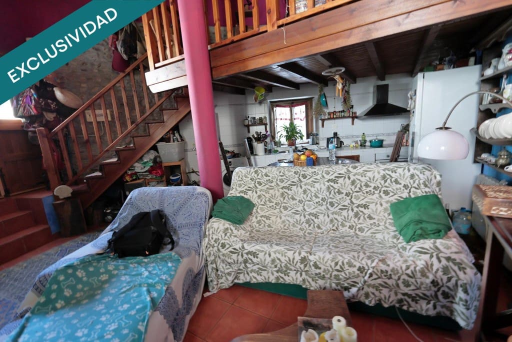 3 bedroom Finca/Country House for sale in Villafranca del Bierzo with garage - € 125,000 (Ref: 9896868)