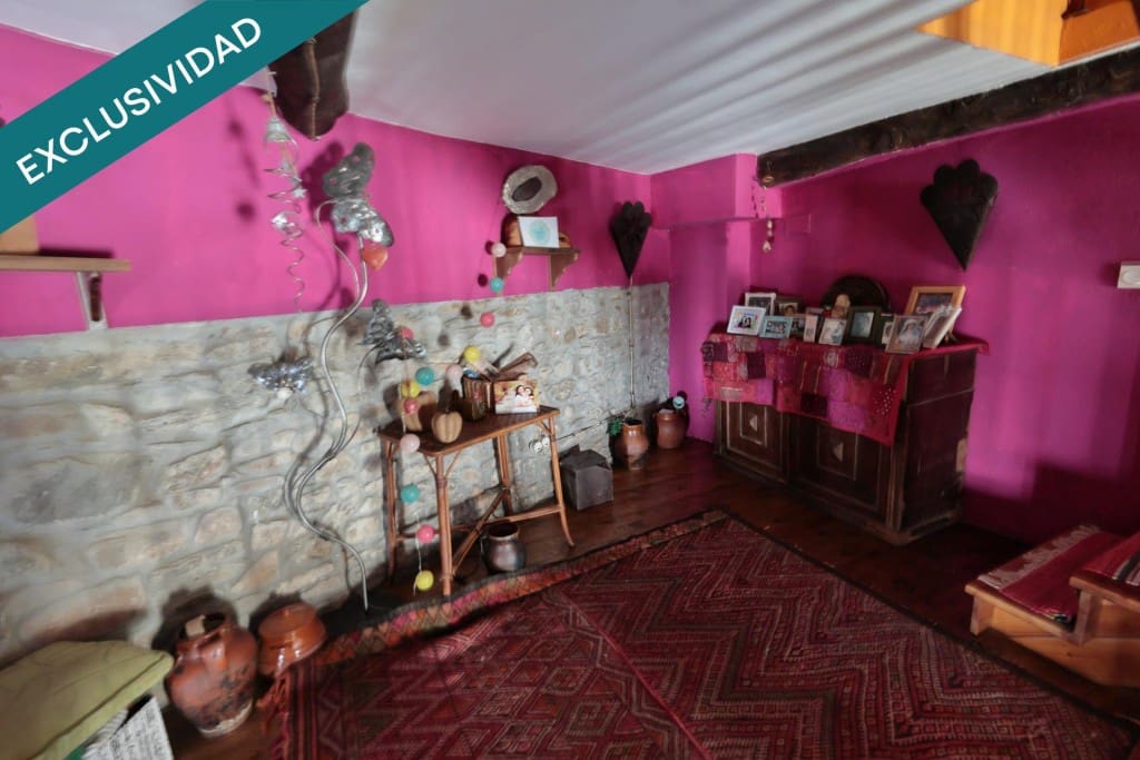 3 bedroom Finca/Country House for sale in Villafranca del Bierzo with garage - € 125,000 (Ref: 9896868)
