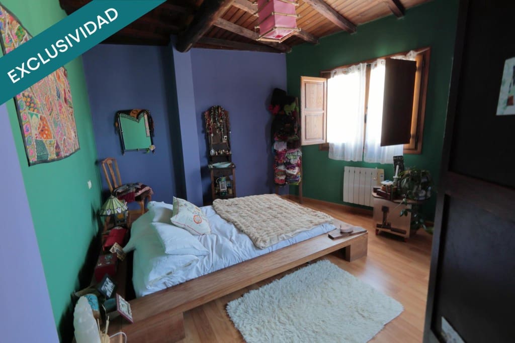 3 bedroom Finca/Country House for sale in Villafranca del Bierzo with garage - € 125,000 (Ref: 9896868)