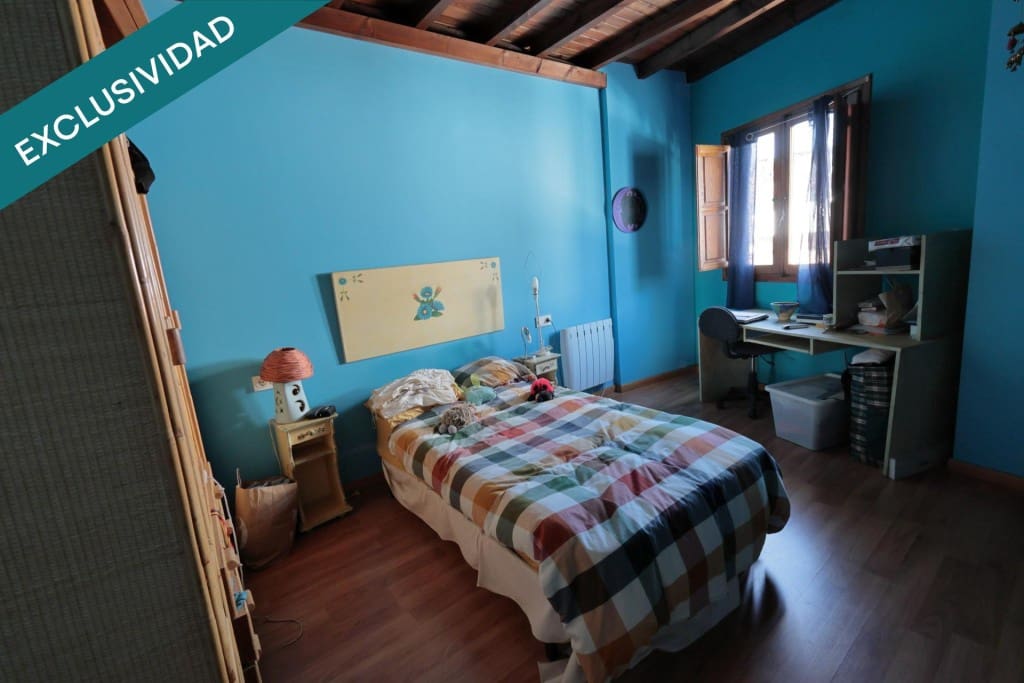 3 bedroom Finca/Country House for sale in Villafranca del Bierzo with garage - € 125,000 (Ref: 9896868)