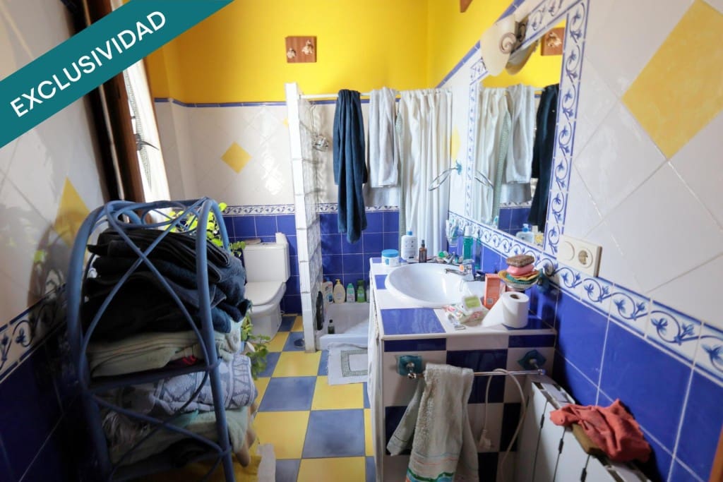 3 bedroom Finca/Country House for sale in Villafranca del Bierzo with garage - € 125,000 (Ref: 9896868)