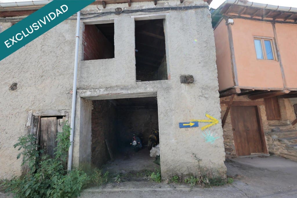 3 bedroom Finca/Country House for sale in Villafranca del Bierzo with garage - € 125,000 (Ref: 9896868)