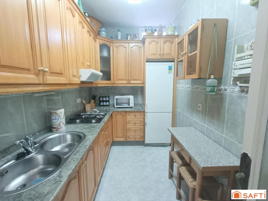 11 bedroom Terraced Villa for sale in Villarta de San Juan with garage - € 164,000 (Ref: 9899313)