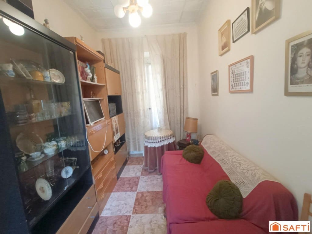 11 bedroom Terraced Villa for sale in Villarta de San Juan with garage - € 164,000 (Ref: 9899313)