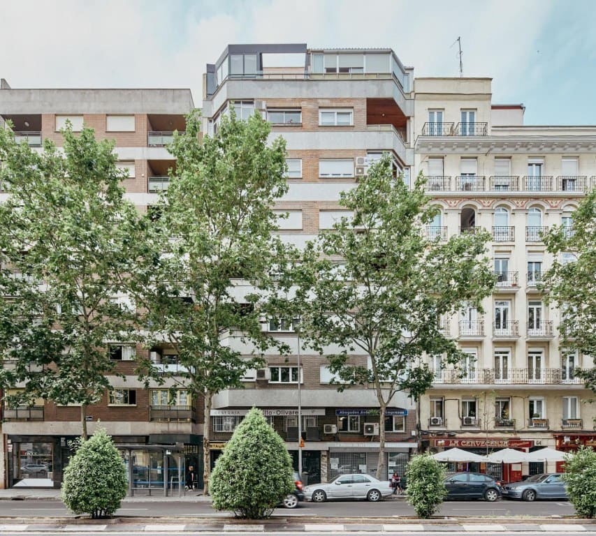 3 sovrum Lägenhet till salu i Madrid stad med garage - 1 809 000 € (Ref: 9899323)