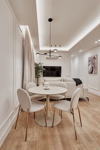 2 slaapkamer Appartement te koop in Universidad, Madrid stad - € 629.000 (Ref: 9899331)