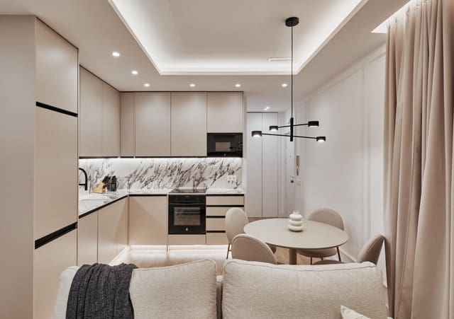 2 slaapkamer Appartement te koop in Universidad, Madrid stad - € 629.000 (Ref: 9899331)