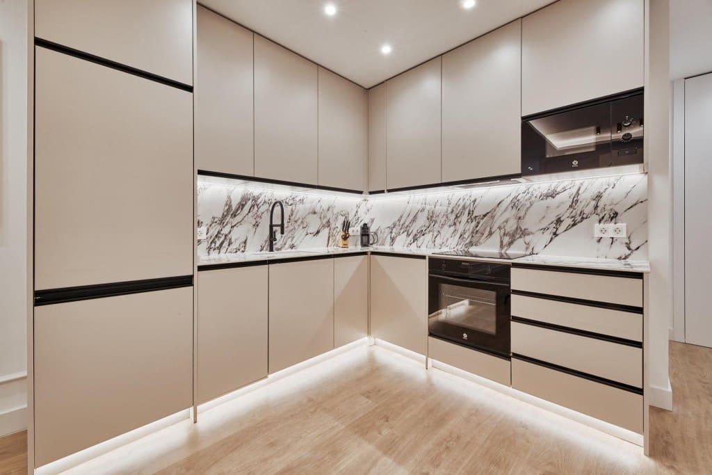 2 slaapkamer Appartement te koop in Madrid stad - € 629.000 (Ref: 9899331)