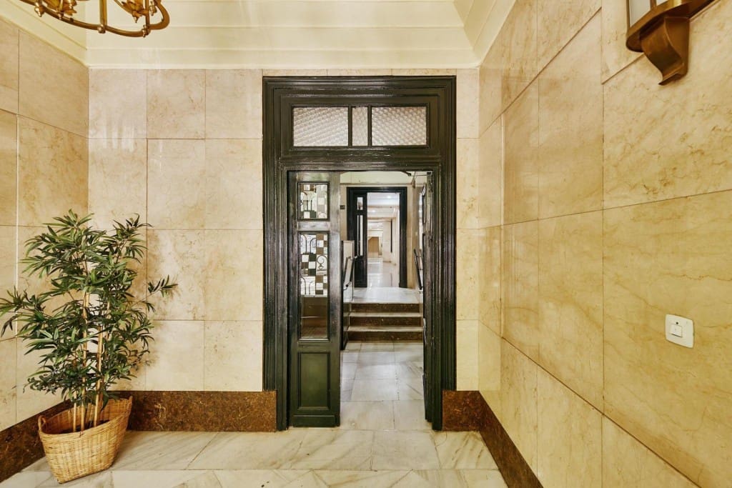 2 bedroom Apartment for sale in Madrid city - € 1,219,000 (Ref: 9899335)