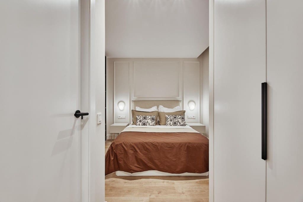4 bedroom Apartment for sale in Madrid city - € 1,379,000 (Ref: 9899354)