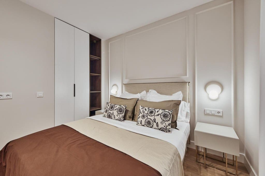 4 bedroom Apartment for sale in Madrid city - € 1,379,000 (Ref: 9899354)