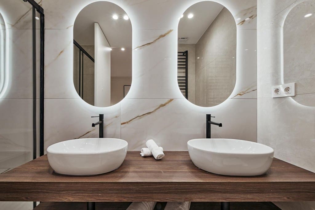 4 bedroom Apartment for sale in Madrid city - € 1,379,000 (Ref: 9899354)
