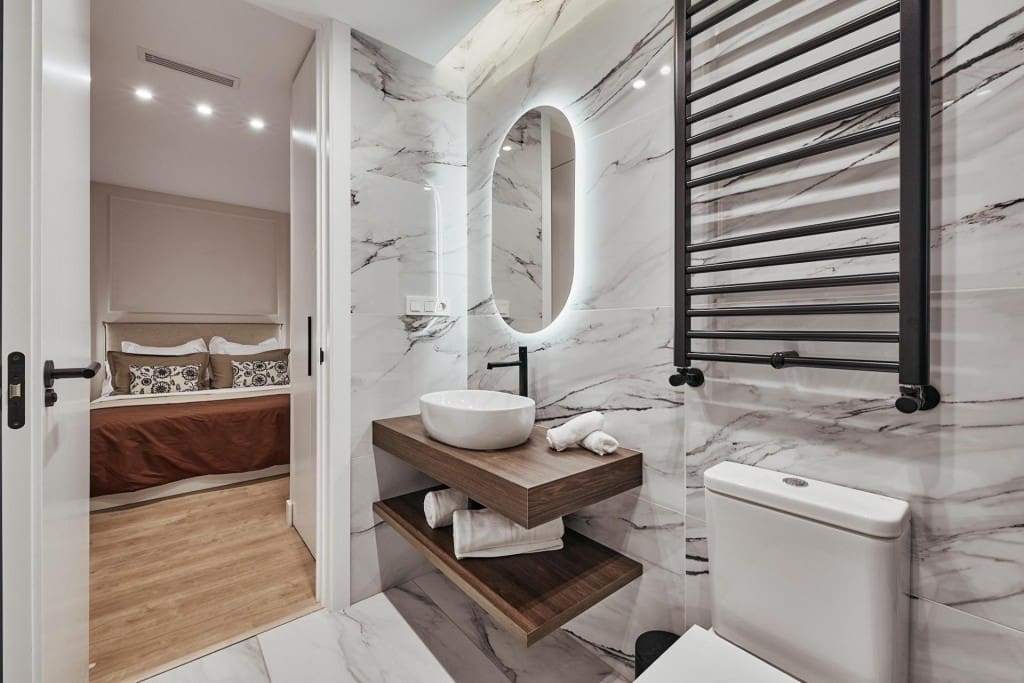 4 bedroom Apartment for sale in Madrid city - € 1,379,000 (Ref: 9899354)