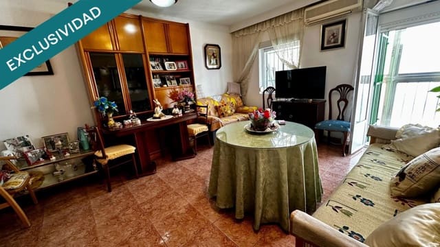 2 sovrum Lägenhet till salu i Villaverde Alto, Casco Histórico de Villaverde, Madrid stad - 219 900 € (Ref: 9899355)
