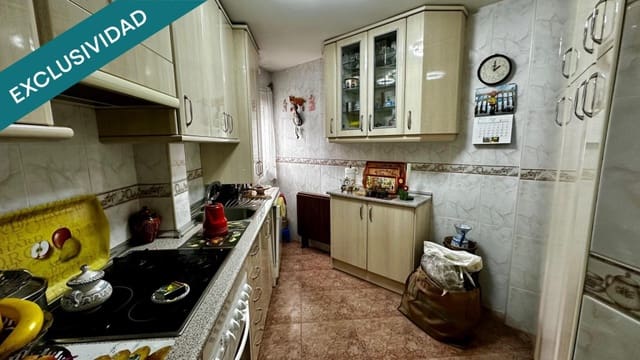 2 sovrum Lägenhet till salu i Villaverde Alto, Casco Histórico de Villaverde, Madrid stad - 219 900 € (Ref: 9899355)