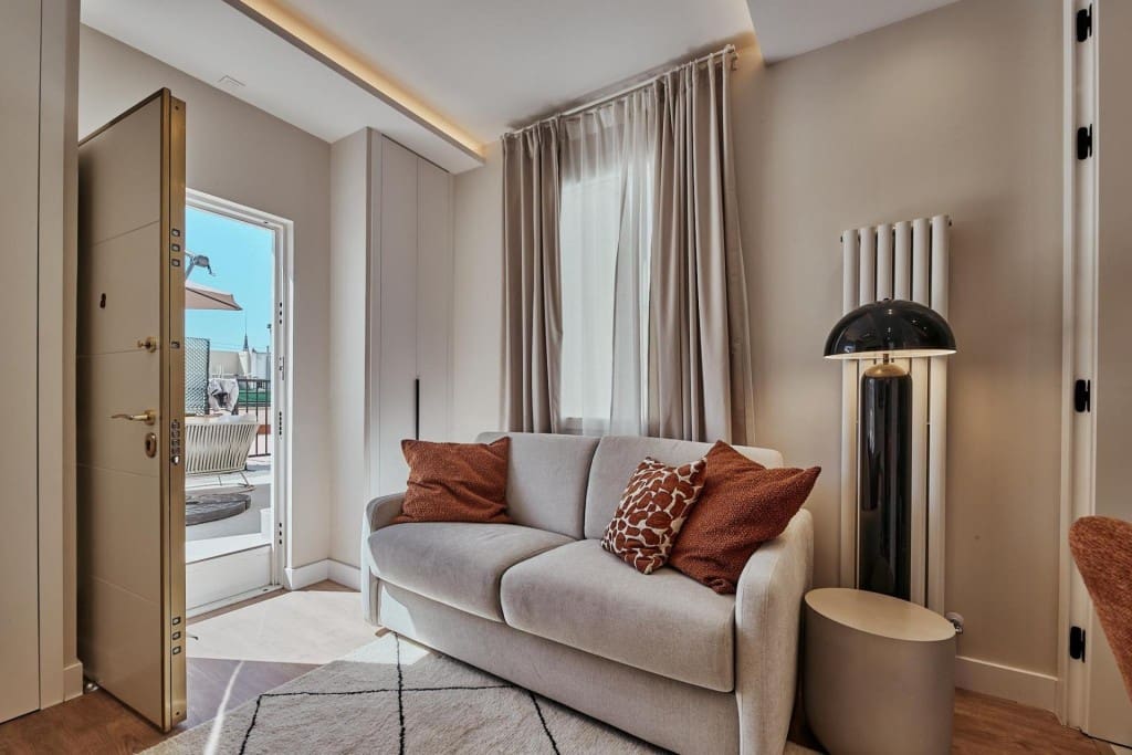 2 Zimmer Apartment zu verkaufen in Madrid Stadt - 899.000 € (Ref: 9899372)