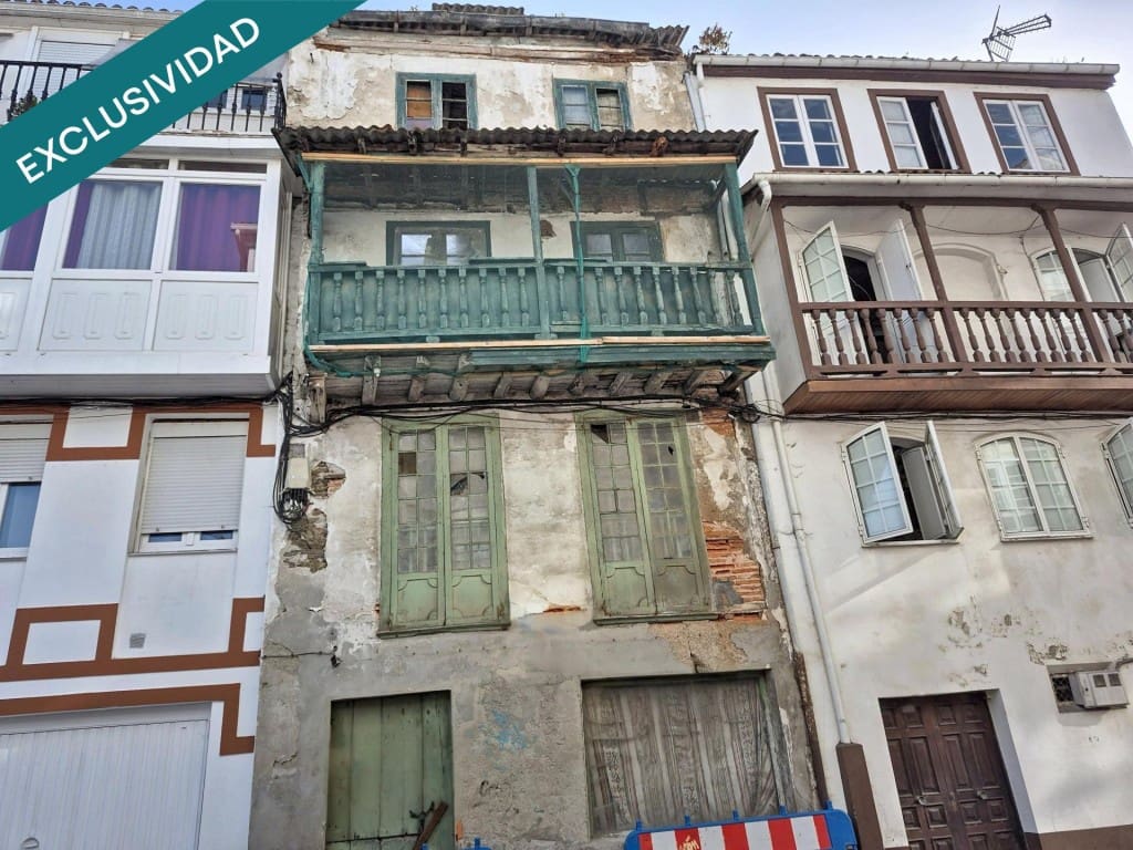 7 bedroom Terraced Villa for sale in Betanzos - € 35,000 (Ref: 9899377)