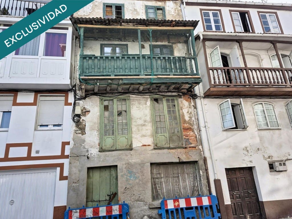 7 bedroom Terraced Villa for sale in Betanzos - € 35,000 (Ref: 9899377)