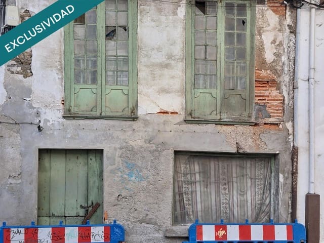 7 bedroom Terraced Villa for sale in Betanzos - € 35,000 (Ref: 9899377)