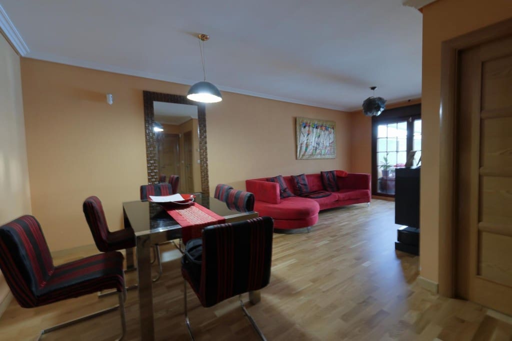 4 sypialnia Dom szeregowy na sprzedaż w Ponferrada z basenem - 475 000 € (Ref: 9899379)