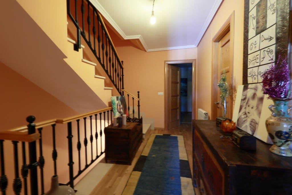 4 sypialnia Dom szeregowy na sprzedaż w Ponferrada z basenem - 475 000 € (Ref: 9899379)