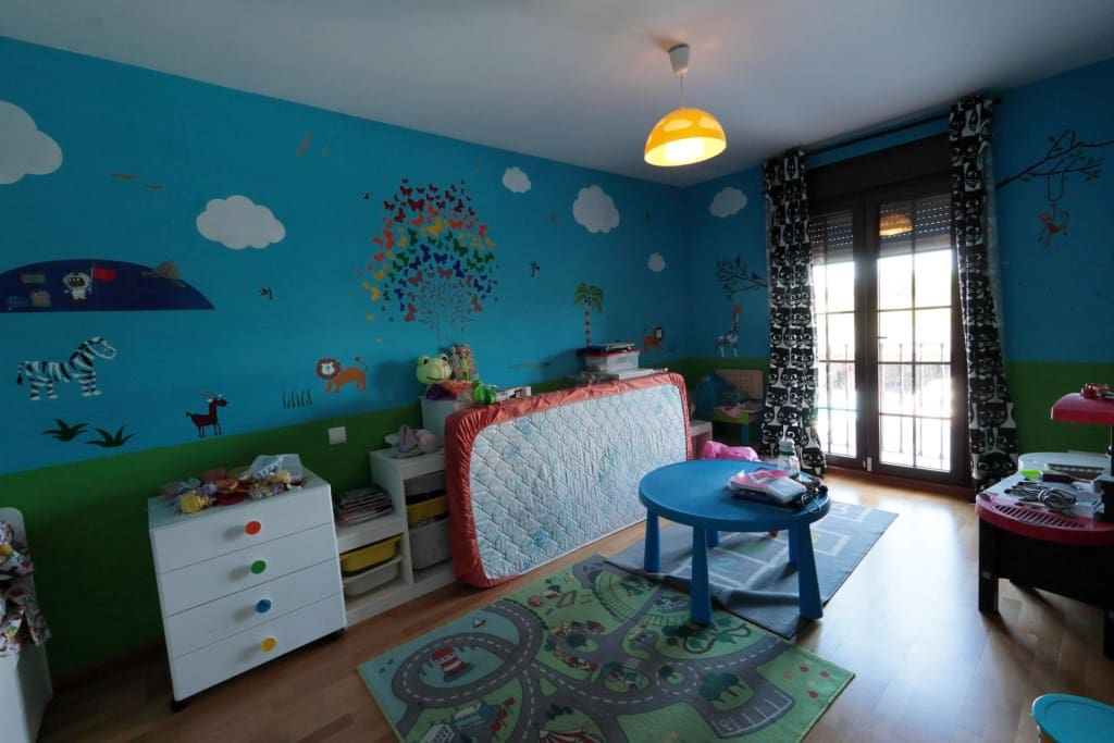 4 sypialnia Dom szeregowy na sprzedaż w Ponferrada z basenem - 475 000 € (Ref: 9899379)