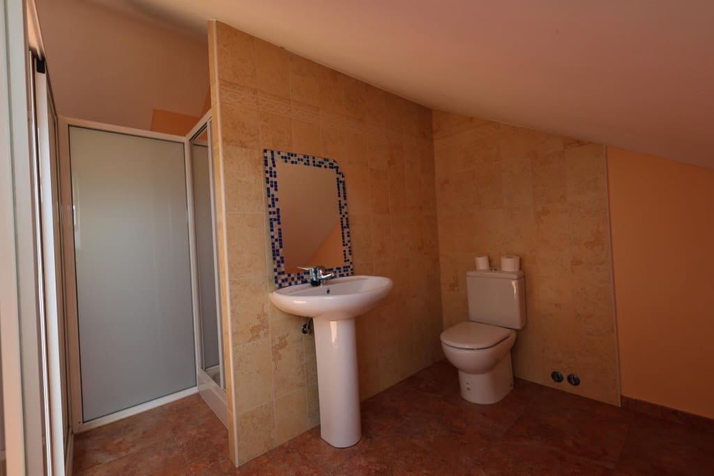 4 sypialnia Dom szeregowy na sprzedaż w Ponferrada z basenem - 475 000 € (Ref: 9899379)