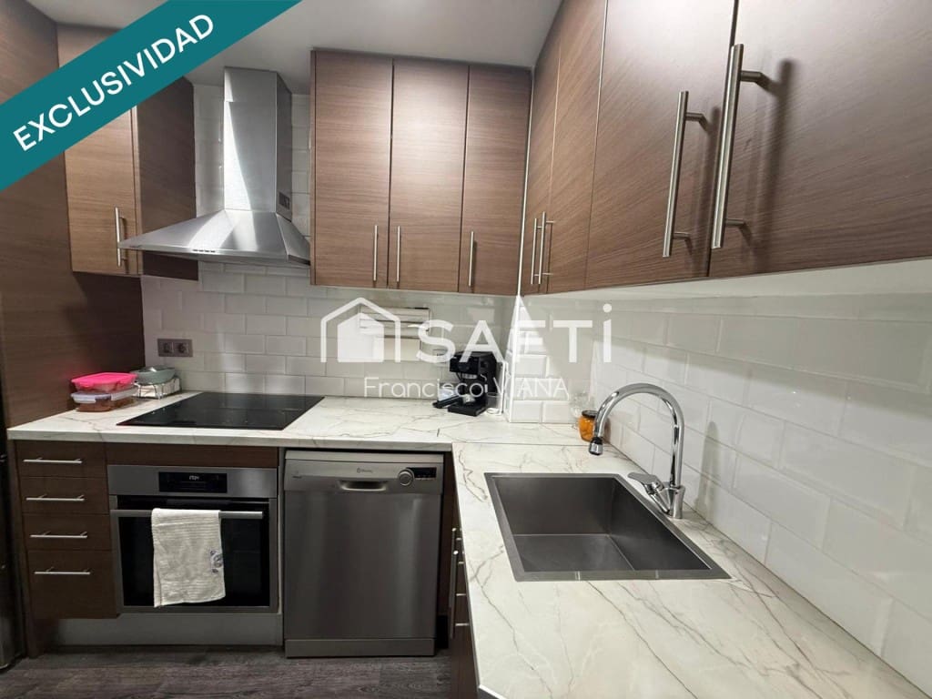 Apartamento de 3 habitaciones en Blanes en venta - 280.000 € (Ref: 9904253)