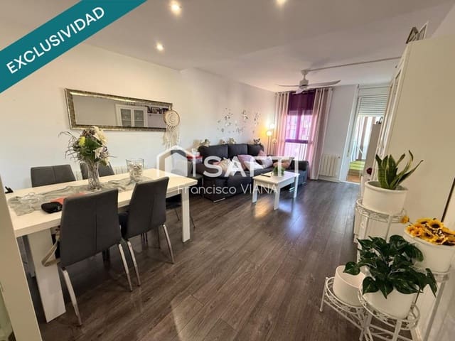 Apartamento de 3 habitaciones en Blanes en venta - 280.000 € (Ref: 9904253)