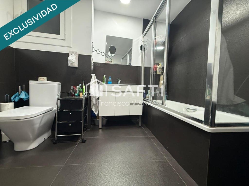 Apartamento de 3 habitaciones en Blanes en venta - 280.000 € (Ref: 9904253)