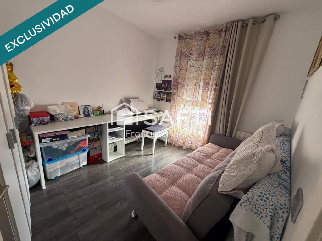 Apartamento de 3 habitaciones en Blanes en venta - 280.000 € (Ref: 9904253)