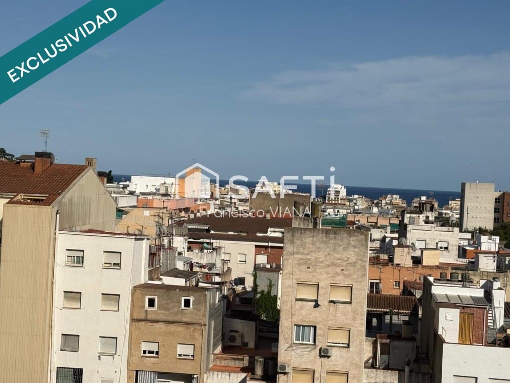 Apartamento de 3 habitaciones en Blanes en venta - 280.000 € (Ref: 9904253)