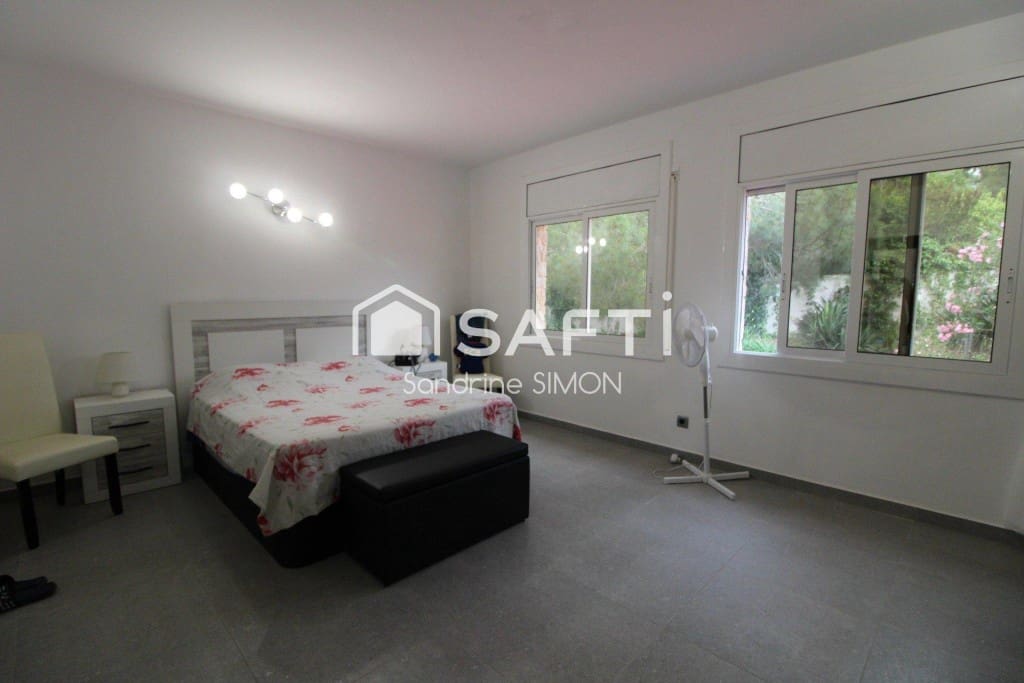 6 chambre Villa/Maison à vendre à Lloret de Mar - 430 000 € (Ref: 9904256)
