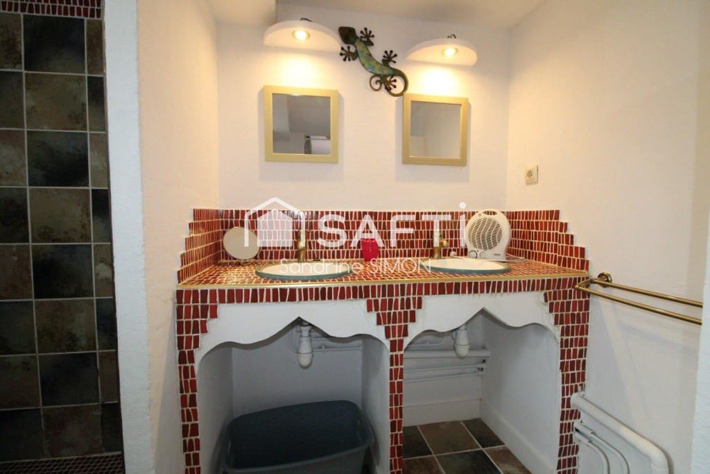 6 chambre Villa/Maison à vendre à Lloret de Mar - 430 000 € (Ref: 9904256)
