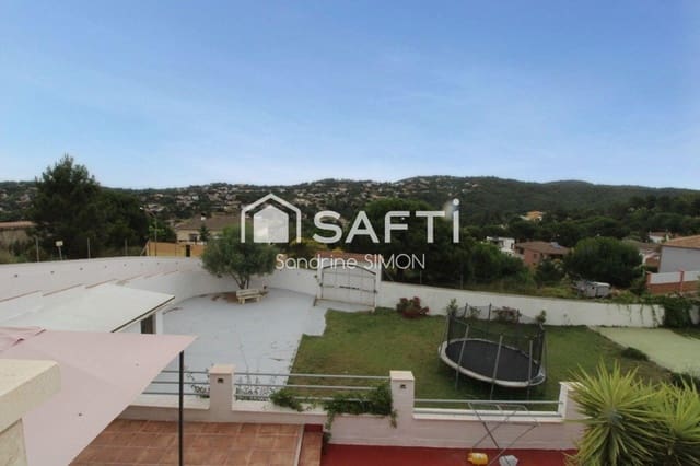 6 chambre Villa/Maison à vendre à Urbanitzacions del Nord, Lloret de Mar - 430 000 € (Ref: 9904256)