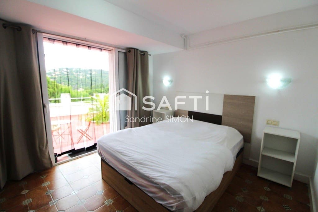 6 chambre Villa/Maison à vendre à Lloret de Mar - 430 000 € (Ref: 9904256)