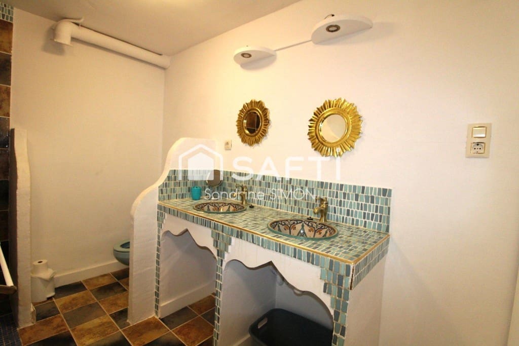 6 chambre Villa/Maison à vendre à Lloret de Mar - 430 000 € (Ref: 9904256)