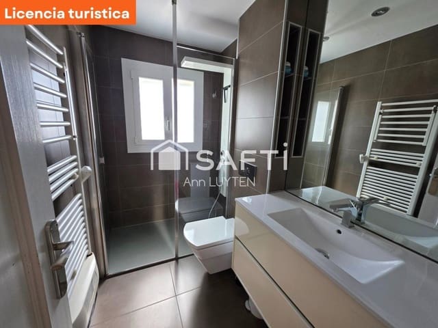 2 sovrum Lägenhet till salu i Santa Margarida, Roses - 370 000 € (Ref: 9904257)