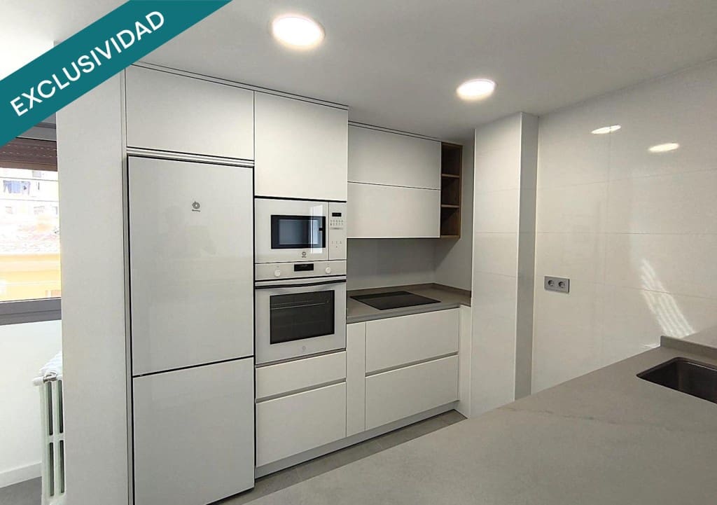 3 sovrum Lägenhet till salu i Huesca stad - 217 500 € (Ref: 9904258)