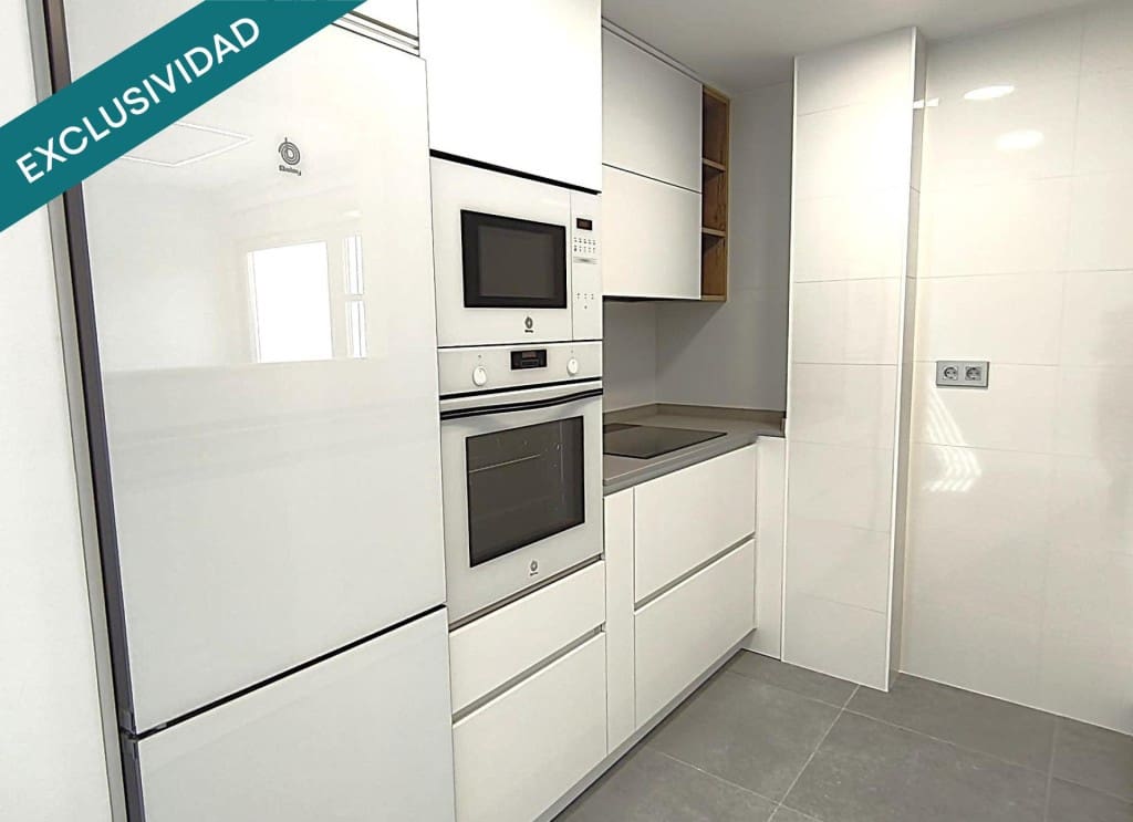 3 sovrum Lägenhet till salu i Huesca stad - 217 500 € (Ref: 9904258)