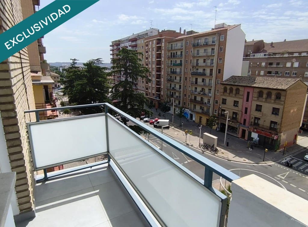 3 sovrum Lägenhet till salu i Huesca stad - 217 500 € (Ref: 9904258)