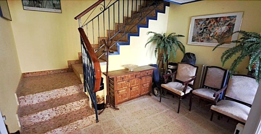 4 Zimmer Villa zu verkaufen in Huerto - 190.000 € (Ref: 9904259)