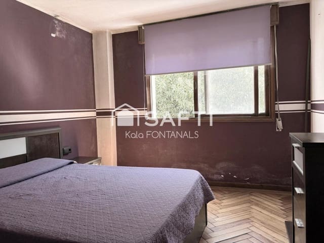 4 bedroom Apartment for sale in Vigo with garage - € 220,000 (Ref: 9904263)