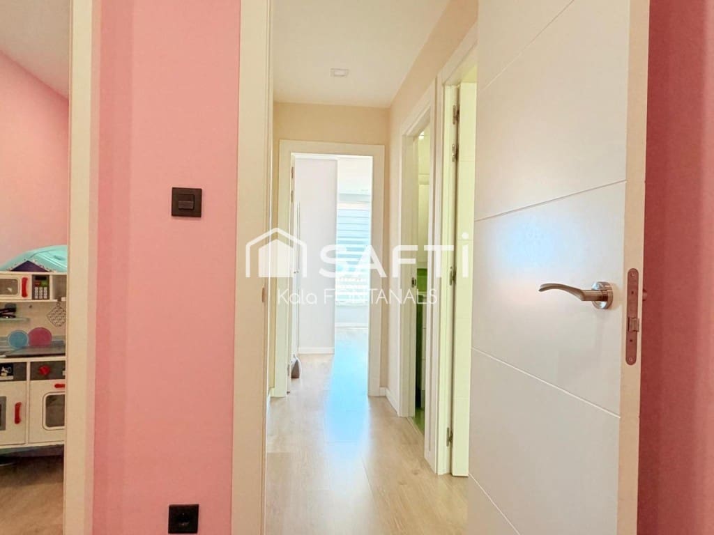 3 Zimmer Apartment zu verkaufen in Vigo mit Garage - 349.000 € (Ref: 9904264)